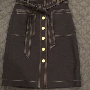 Chic Dark Blue Skirt with Buttons